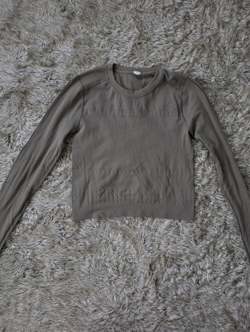 Women’s Gray Long-Sleeve Knit Top - Unbranded